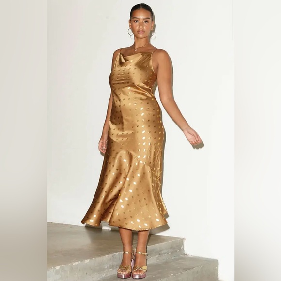Gold Mya Dress With Gold Fleck - Picture 1 of 4